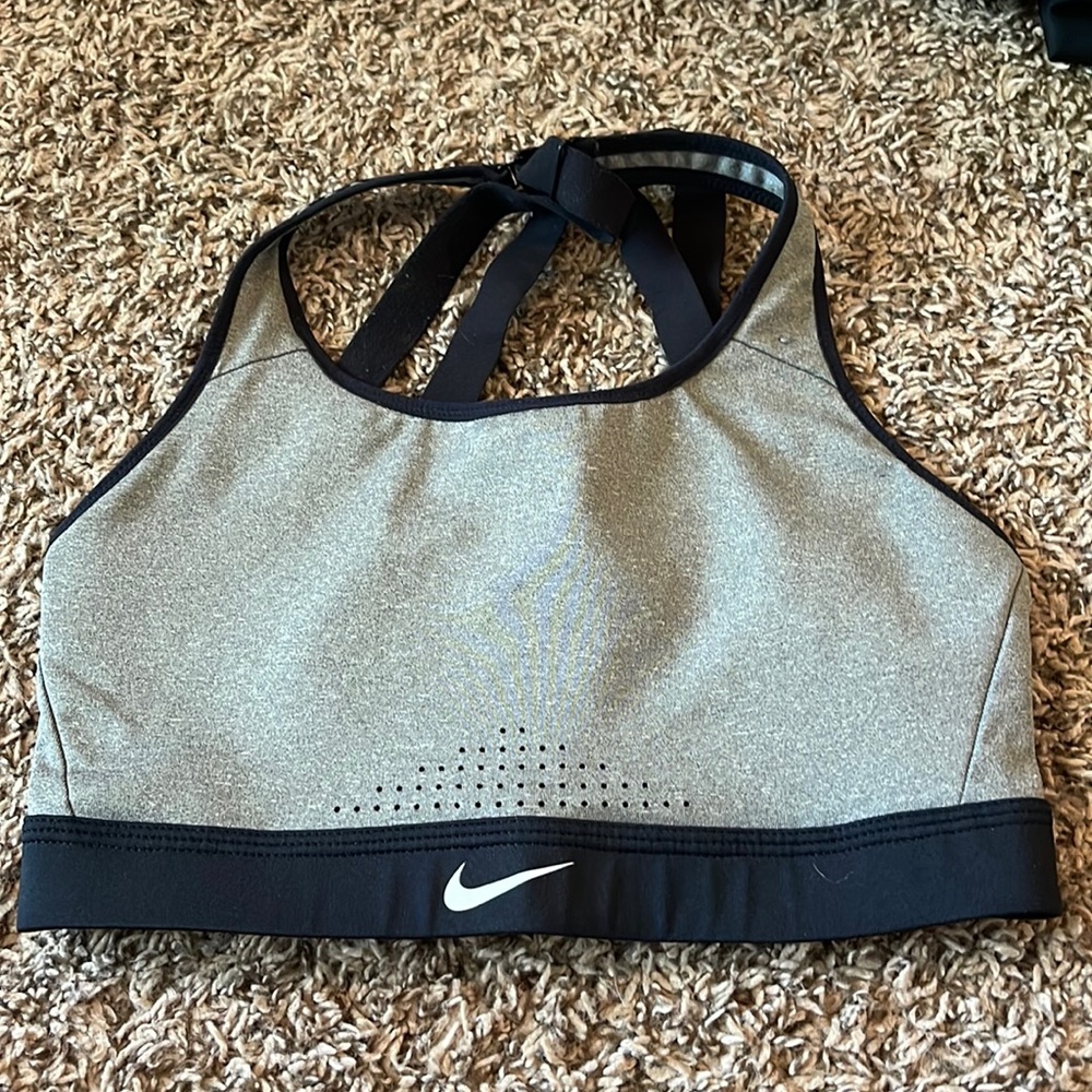 nike sports bra